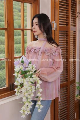 【门店同款】ENJOY春季“柔光芳序”婉约结梦一字肩上衣 169693084