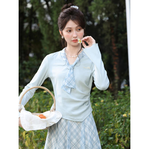 鹿向南「蓝雾糖霜」蓝色长袖T恤女春新款高级法式收腰设计感上衣 商品图0