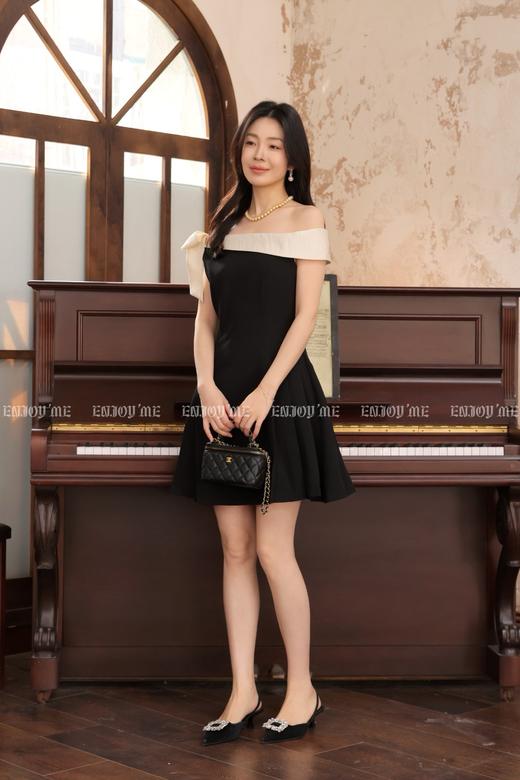【门店同款】ENJOY春季“轻礼服”赫本斜肩小黑裙 169694474 商品图1