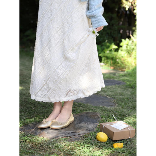 鹿向南「佩里月光」杏色蕾丝花边长款半身裙女春气质显瘦A字长裙 商品图3