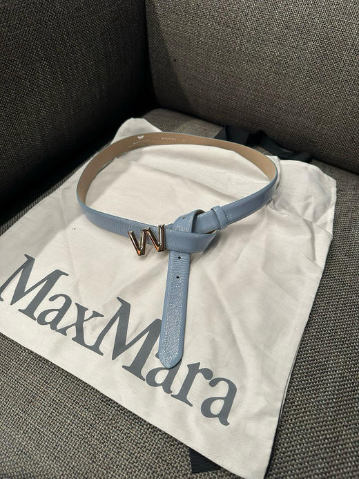 国内现货MaxMara浅蓝色皮带L码XL码450元配防尘袋。夏天配裙子收紧很漂亮 商品图1