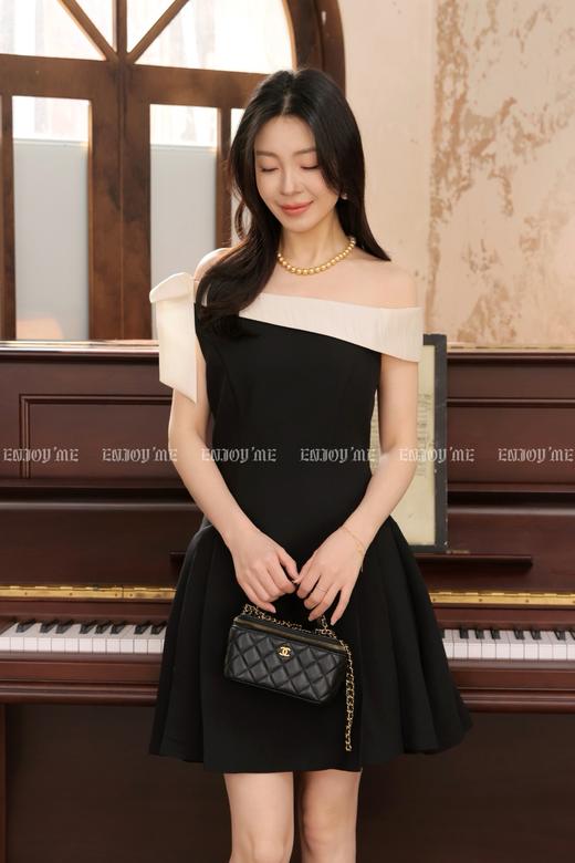 【门店同款】ENJOY春季“轻礼服”赫本斜肩小黑裙 169694474 商品图6