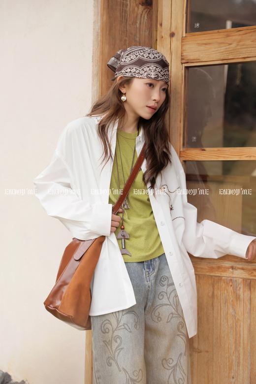 【门店同款】ENJOY春季“序光之旅”鸟语钉珠衬衫 169443421 商品图2