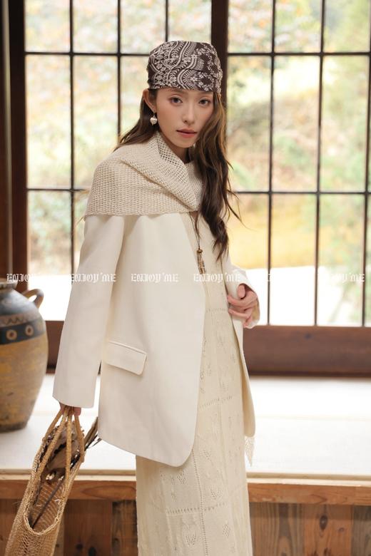 【门店同款】ENJOY春季“序光之旅”毛织披肩西装外套 169649606 商品图4