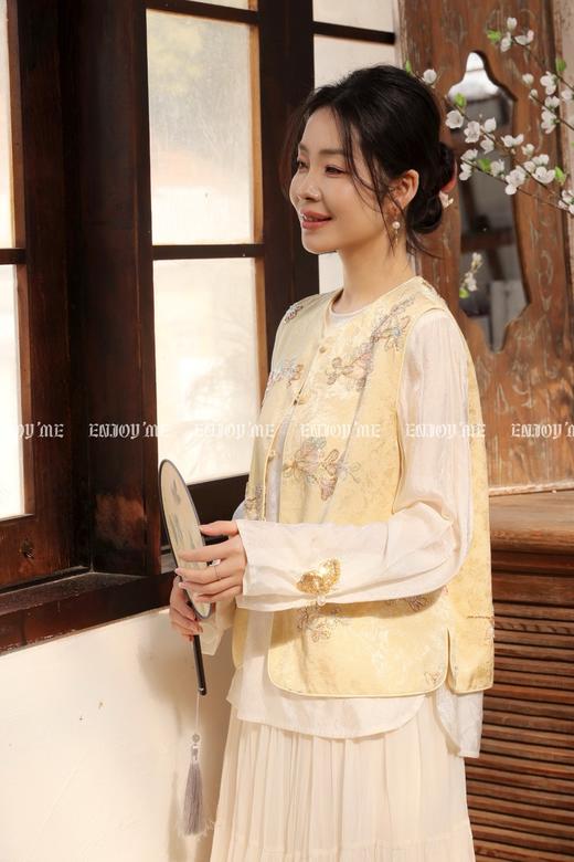 【门店同款】ENJOY春季“画中行”沾酒春花中式马夹 169644531 商品图1