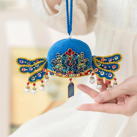 苏苏姐家凤冠香囊挂件手工DIY钩针装饰编织小物蕾丝毛线团材料包 商品图1