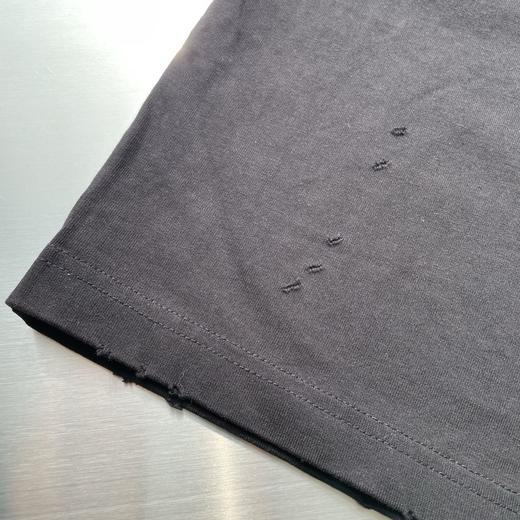 点此购买 巴黎世家春秋季男女款复古黄色胶带涂鸦logo水洗做旧磨破工艺短袖T恤 md 340709 商品图13