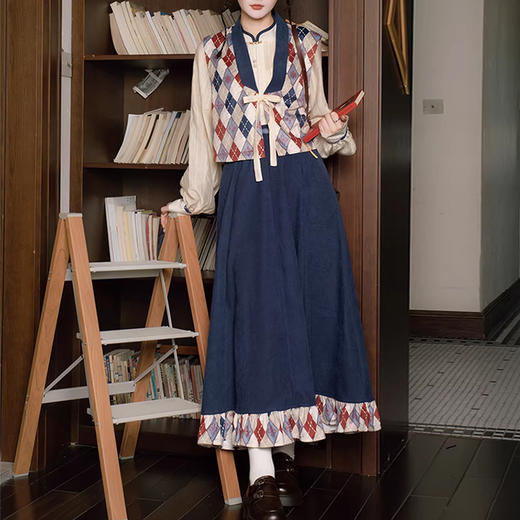 裁缝学苑AQ596天丝衬衣格纹马甲半身裙立领衬衫套装纸样三件套样板 商品图5