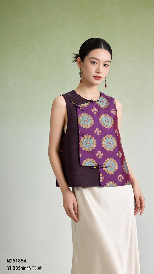 M251854马甲 商品图1