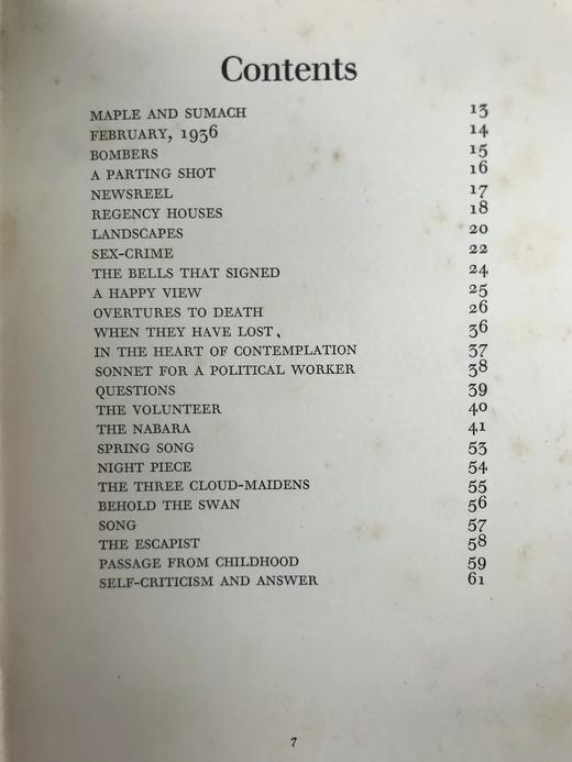 1938年 塞西尔·戴-刘易斯《死亡序曲及其他诗歌》 布面精装32开 商品图4