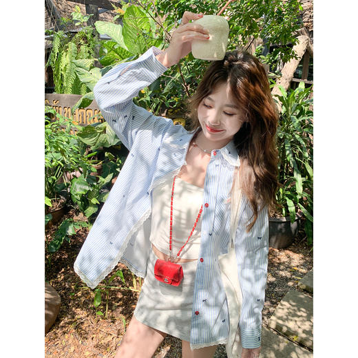 <曾小咸推荐>韩系蝴蝶结绣花防晒衬衫女 商品图3