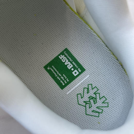 点此购买 可隆男女款抓地V底巴斯夫轻盈越野户外功能鞋跑鞋 98 340724 商品图11