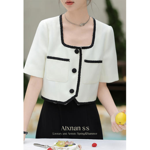 鹿向南「优雅时光」白色法式小香风短款外套女春夏休闲短袖上衣 商品图3