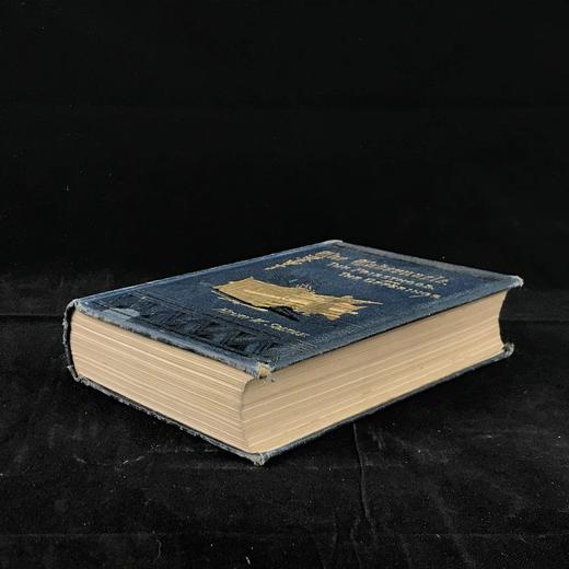 约19世纪后期 索尔陶《圣所，祭司与献祭》 配泥金彩色插图 漆布精装32开 商品图1