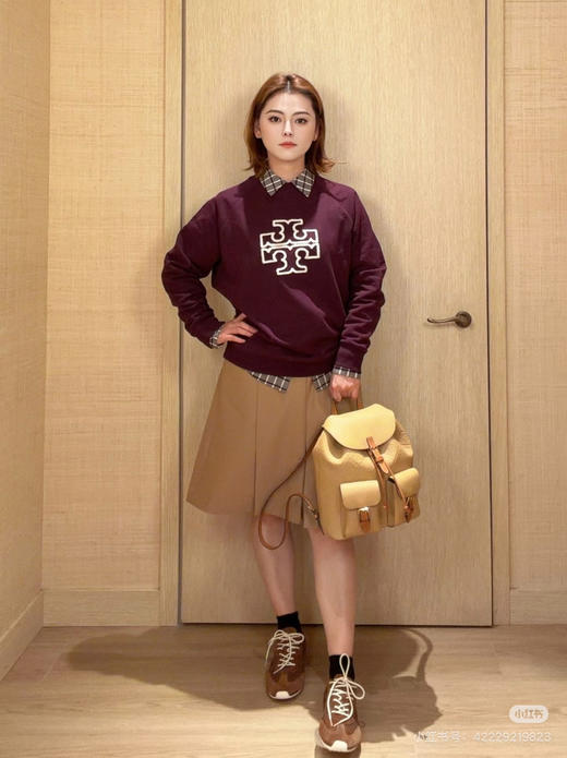 T*ory Burch汤丽·柏琦 经典双T logo毛巾刺绣插肩款卫衣 商品图5