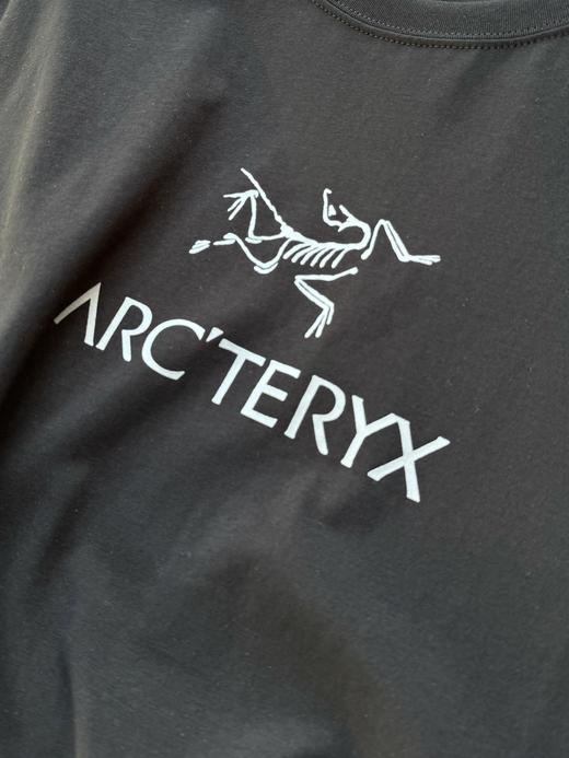 点此购买 始祖鸟春夏季男士有机棉短袖T恤 xj 340672 商品图11