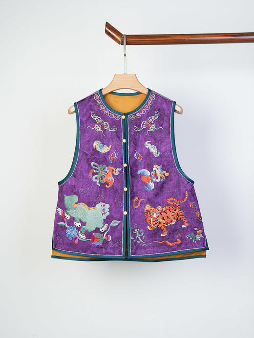 R252866马甲 商品图2