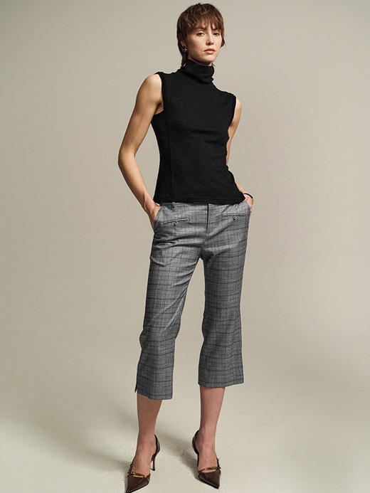 TR她热 松弛主义 黑色纯羊毛显瘦气质百搭通勤堆堆领无袖针织背心 商品图4