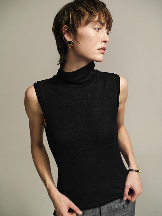 TR她热 松弛主义 黑色纯羊毛显瘦气质百搭通勤堆堆领无袖针织背心 商品图0