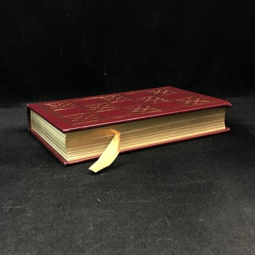 马克・吐温《哈克贝利・费恩历险记》 配多幅精美彩色插图 豪华皮装 商品图1