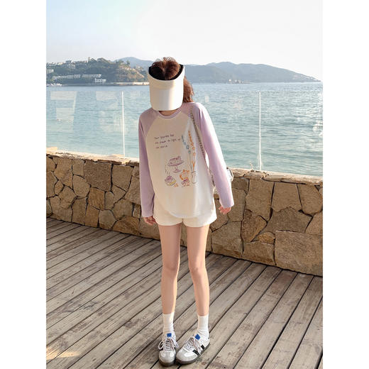 <曾小咸推荐>韩系拼色印花长袖t恤女上衣【预售3-15天发货】 商品图2