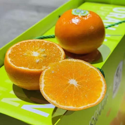 周三取货：【琥珀沃柑礼盒】一箱毛重8斤左右，甜蜜多汁！ 商品图0