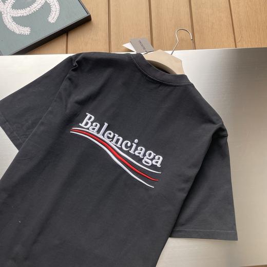 点此购买 巴黎世家春夏季男女款经典圆领宽松短袖T恤 md 340711 商品图12