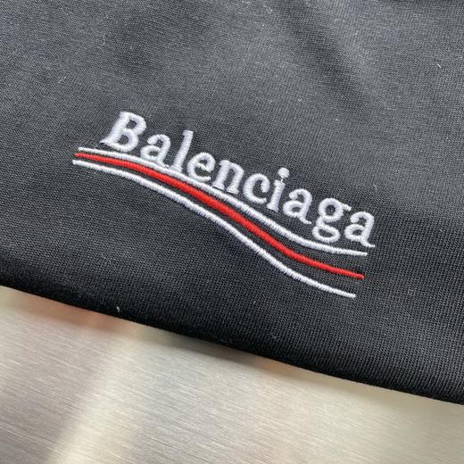 点此购买 巴黎世家春夏季男女款经典圆领宽松短袖T恤 md 340711 商品图13