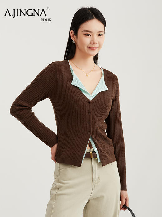 【开衫假两件】阿菁娜春季新款春秋新款慵懒感开衫假两件撞色V领设计细密坑条拉长身型F31C318005 商品图0