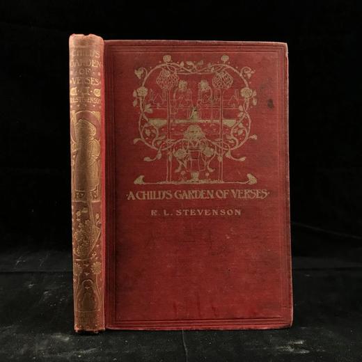 1913年 史蒂文森《童诗花园》 查尔斯·罗宾森百余幅插图 漆布精装36开 商品图0