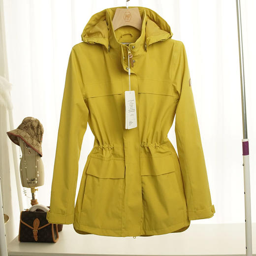 点此购买 乐飞叶春夏季女士户外防水冲锋衣风衣夹克外套 zc 340694 商品图2