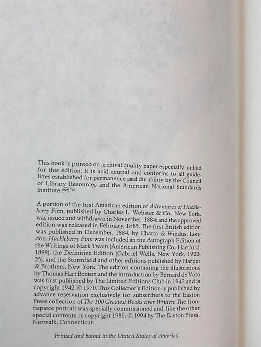 马克・吐温《哈克贝利・费恩历险记》 配多幅精美彩色插图 豪华皮装 商品图3