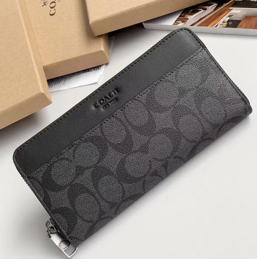 蔻驰 钱包 送钥匙扣（CB） 商品图5