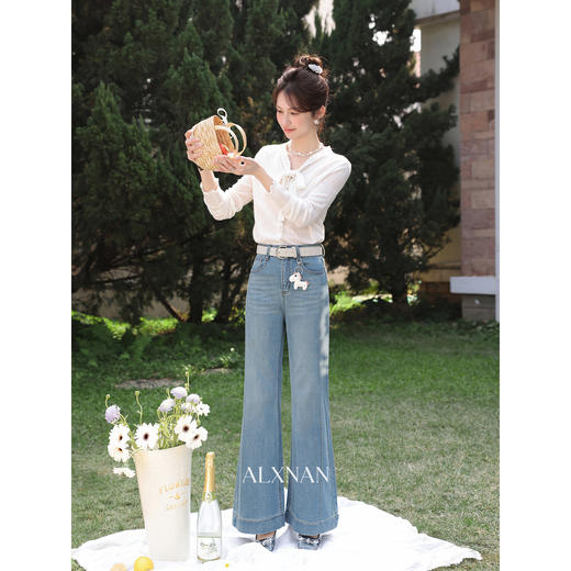 鹿向南「晨间柔雾」青瓷绿高腰微喇牛仔裤女春季显瘦气质直筒长裤 商品图4