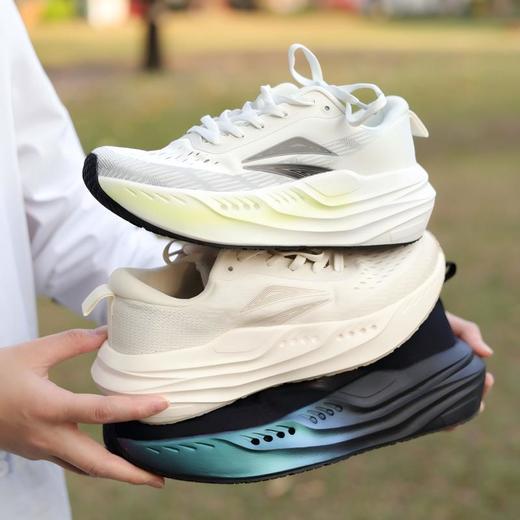 【2026春夏新品KAIBA「轻春畅跑鞋」】超临界中底+贾卡网面，加固脚踝设计，专为国人脚型设计品质保证 商品图7