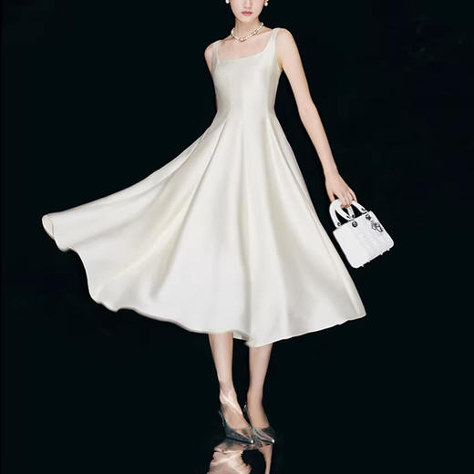 裁缝学苑AH126法式吊带连衣裙纸样女装无袖收腰礼服裙子样板图纸 商品图2