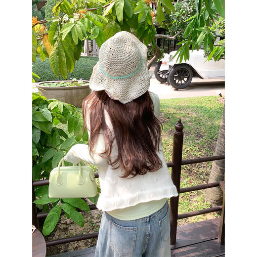 <曾小咸推荐>韩系针织白色V领短吊带背心 商品图4