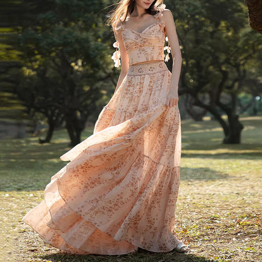 裁缝学苑AS640印花超大裙摆伞裙+吊带套装纸样女装服装打板图纸 商品图2