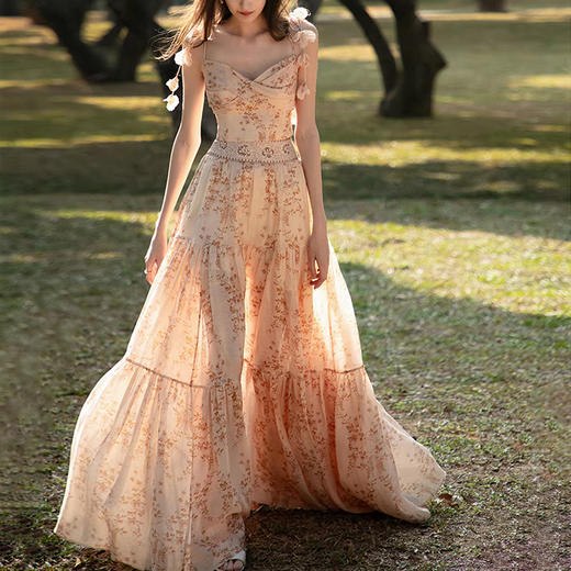 裁缝学苑AS640印花超大裙摆伞裙+吊带套装纸样女装服装打板图纸 商品图4