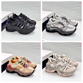 点此购买 斐乐鱼刺3女士休闲鞋厚底增高鞋运动鞋老爹鞋 dx 340734