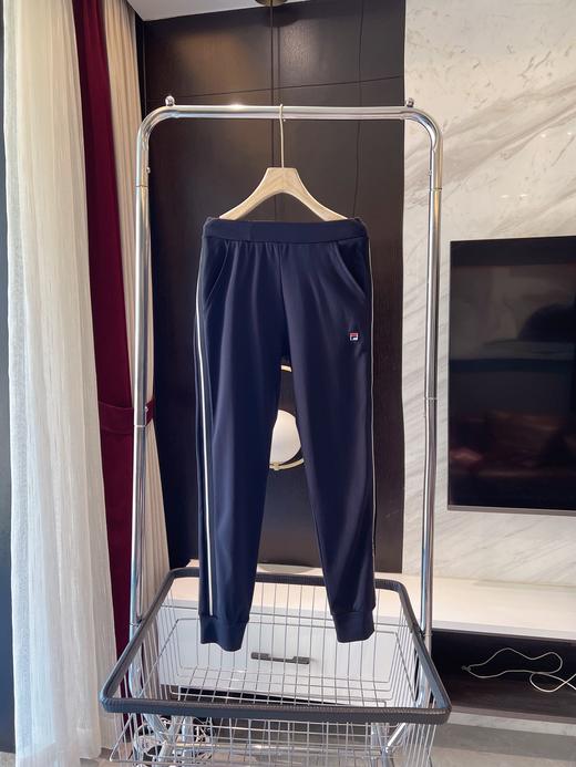 点此购买 斐乐春秋季女士运动休闲长裤 qk 340752 商品图4