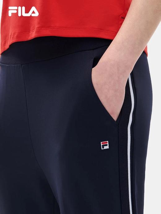 点此购买 斐乐春秋季女士运动休闲长裤 qk 340752 商品图3