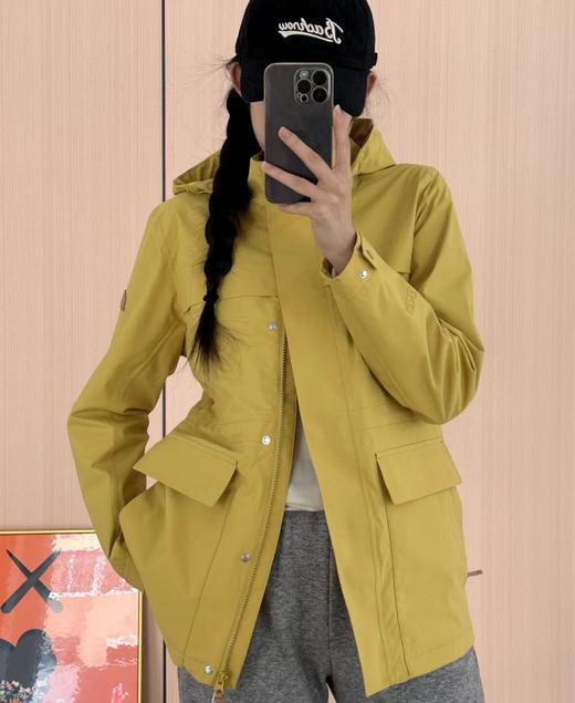 点此购买 乐飞叶春夏季女士户外防水冲锋衣风衣夹克外套 zc 340694 商品图4