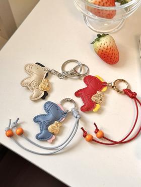 <马上有钱>2026年马年新品包包挂饰钥匙扣高级感单个独立包装创意DIY手工制品