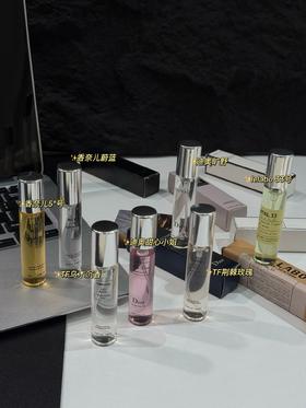 一店d ‼️ 正pin！10ml的中样，和你们在免税店柜子买的一毛一样，没有半点区别 真的很难得 全都是大牌的热门香
𝐂𝐡𝐚𝐧𝐞𝐥、𝐃𝐢𝐨𝐫、𝐓𝐅还有实验室香水33号