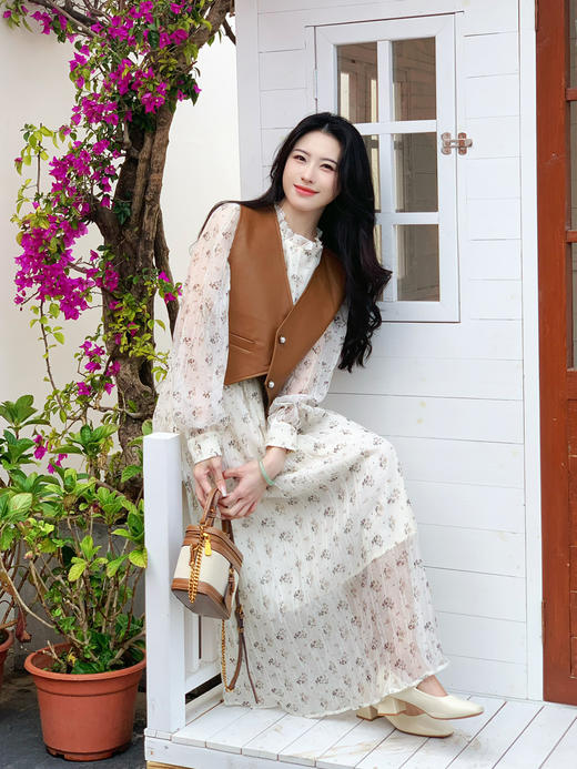 【百图lulu定制】【建模马甲】V领 珍珠扣 百搭 PU皮马甲 商品图6