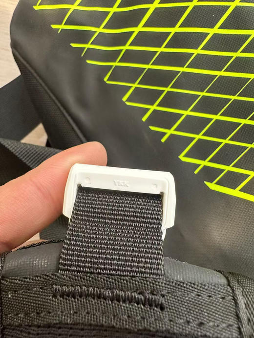 原单正品耐克装备包，衣物包，也可做双肩包，比普通双肩包容量大不少，全部带吊牌，主标洗标吊牌也都齐全 商品图6