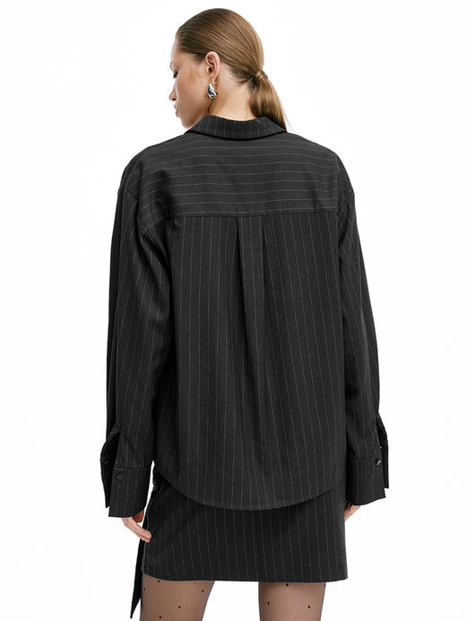 TR她热 塞纳左岸 灰色条纹立体花朵装饰复古通勤西装衬衫半裙套装 商品图4