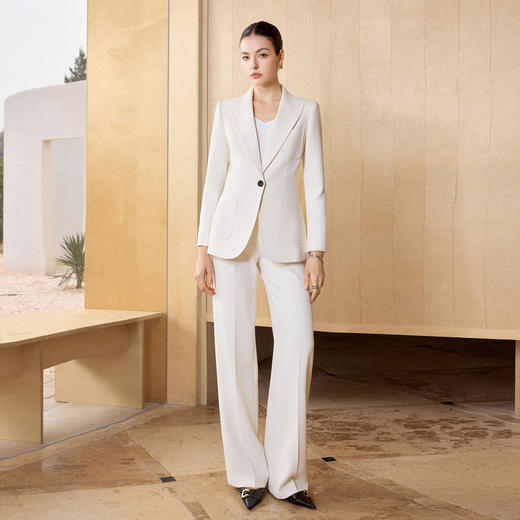IWY/米白色极简风西装外套女春季新款职业装气质微喇裤两件套CP2728 商品图3