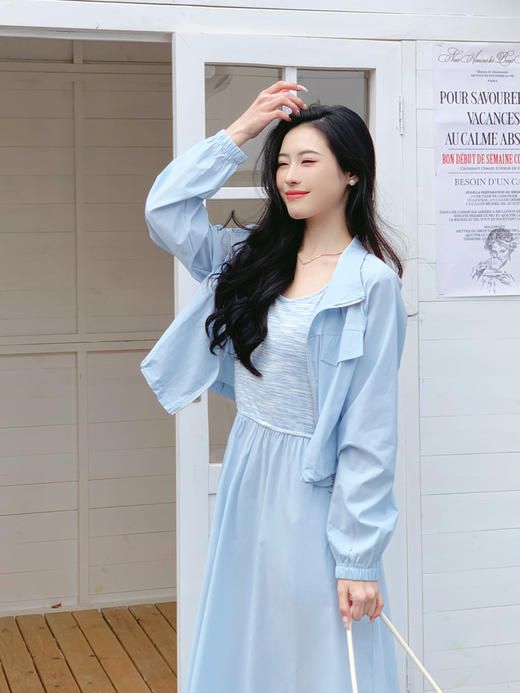 【百图lulu定制】【海盐两件套连衣裙】短款防晒外套  条纹 背带连衣裙 两件套 商品图2